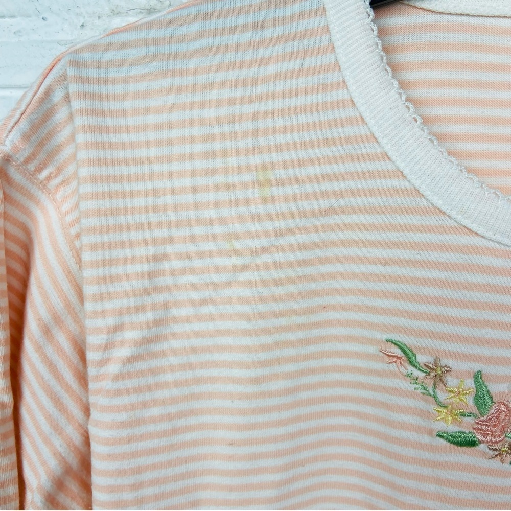 Unbranded cottage core Striped Peach T-Shirt with Floral Embroidery size XL - Picture 6 of 9